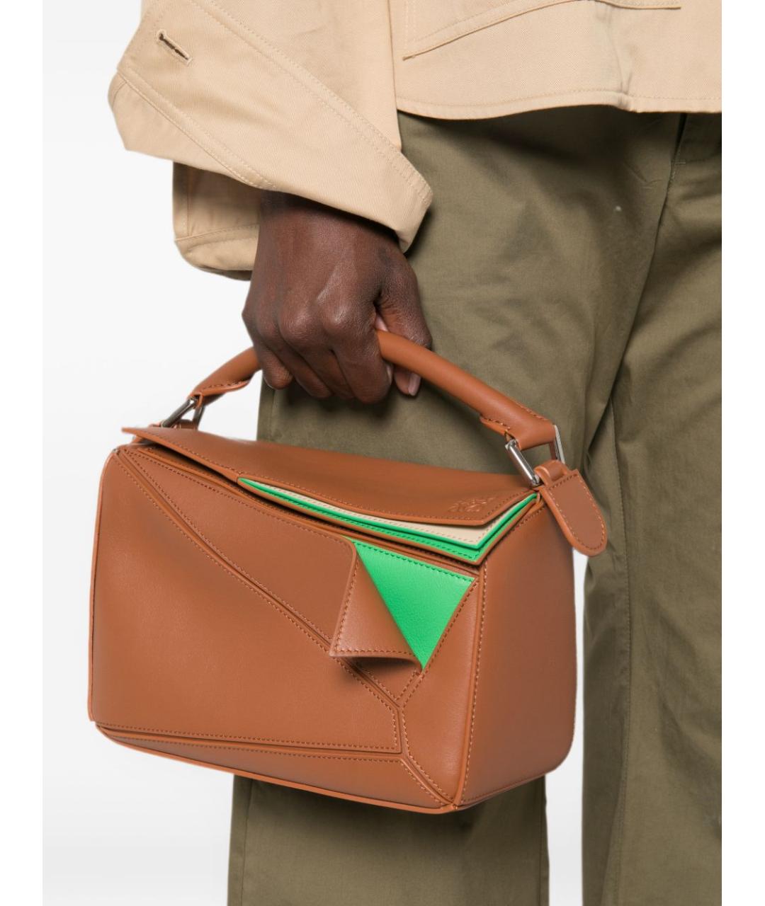 LOEWE Коричневая кожаная сумка через плечо, фото 4