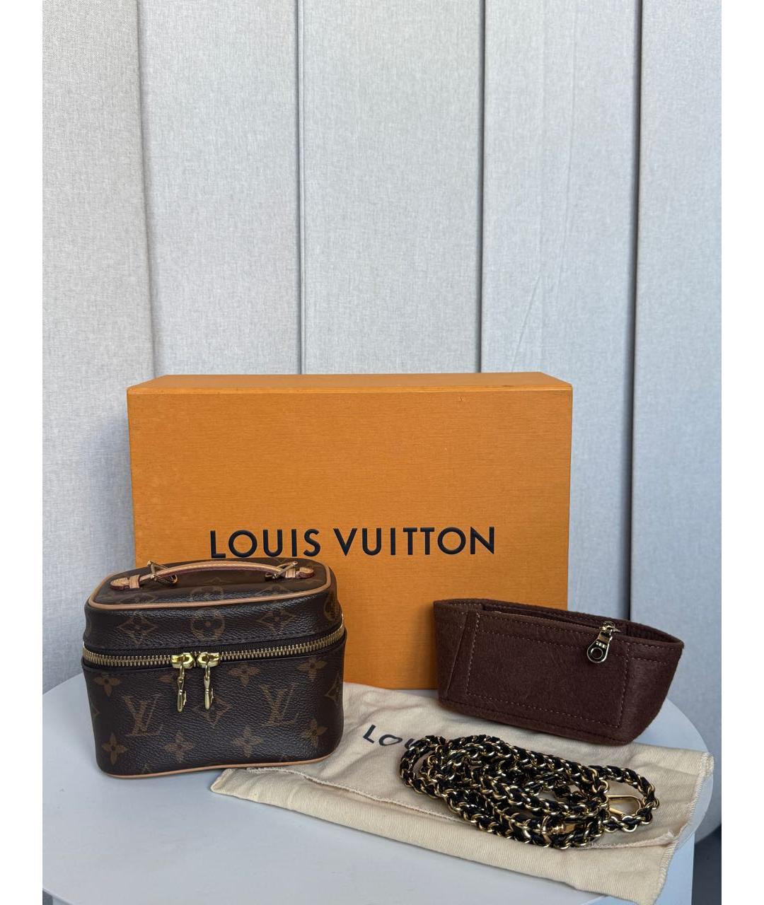 LOUIS VUITTON Коричневая косметичка из канвы, фото 5