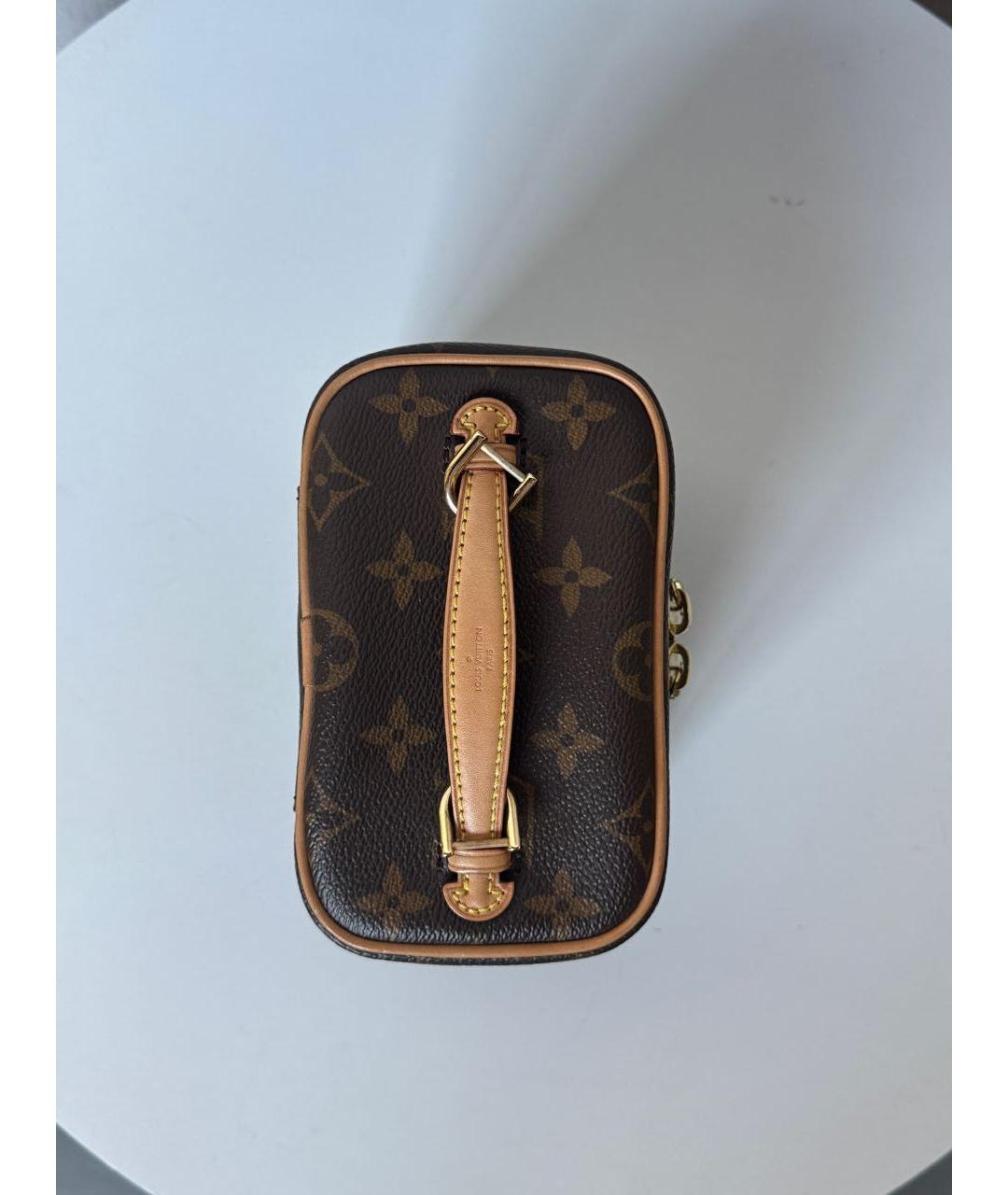 LOUIS VUITTON Коричневая косметичка из канвы, фото 7
