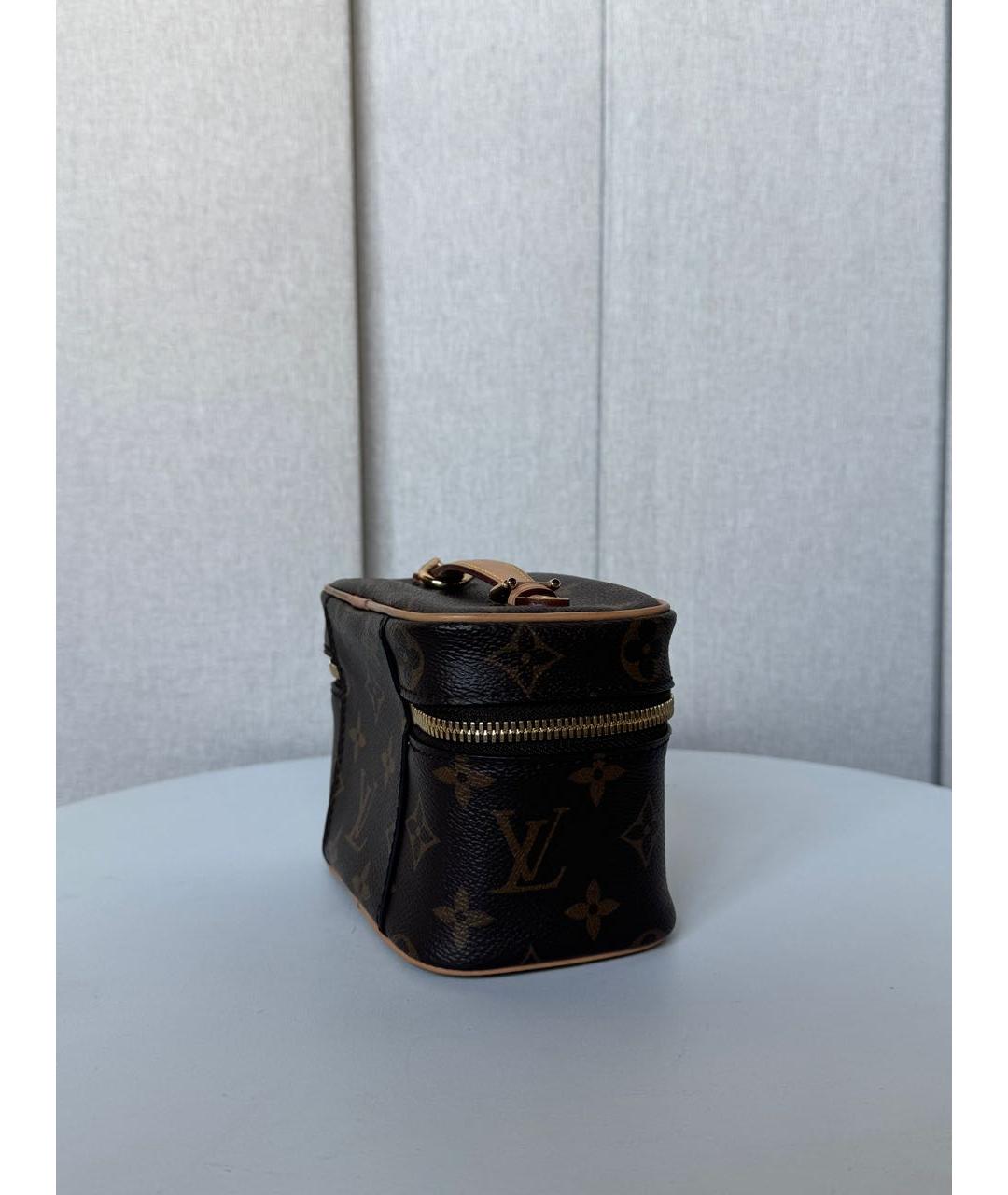 LOUIS VUITTON Коричневая косметичка из канвы, фото 6