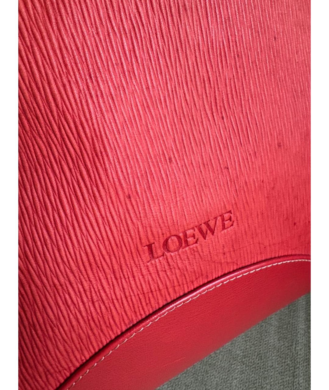 LOEWE Красная кожаная сумка с короткими ручками, фото 3