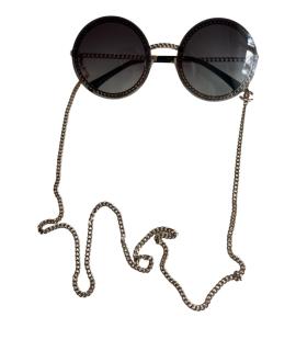 CHANEL Солнцезащитные очки