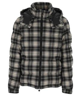MONCLER Пуховик