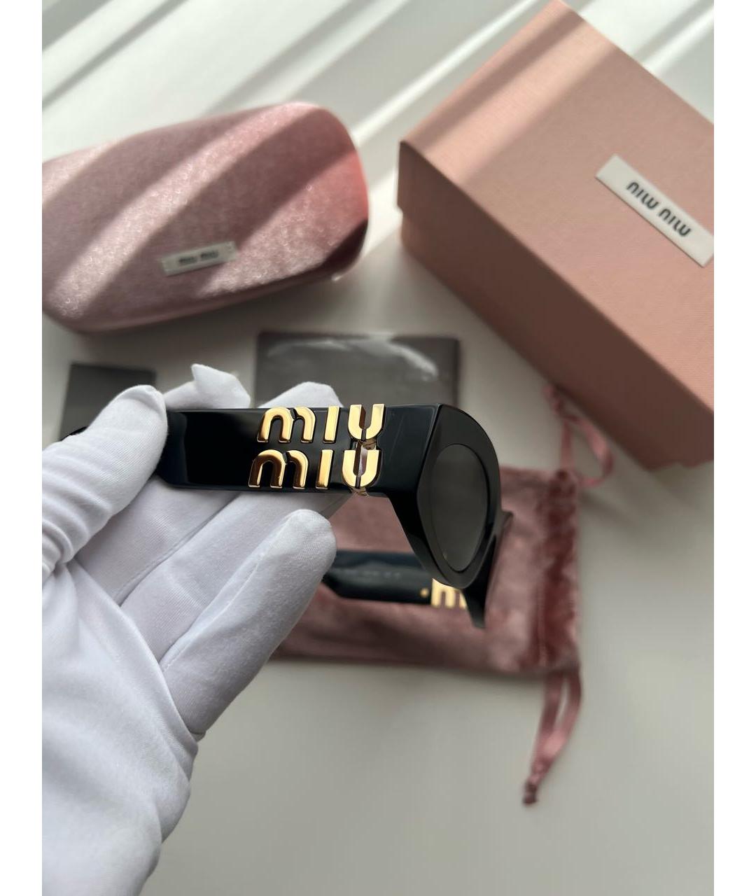 MIU MIU Черные пластиковые солнцезащитные очки, фото 5