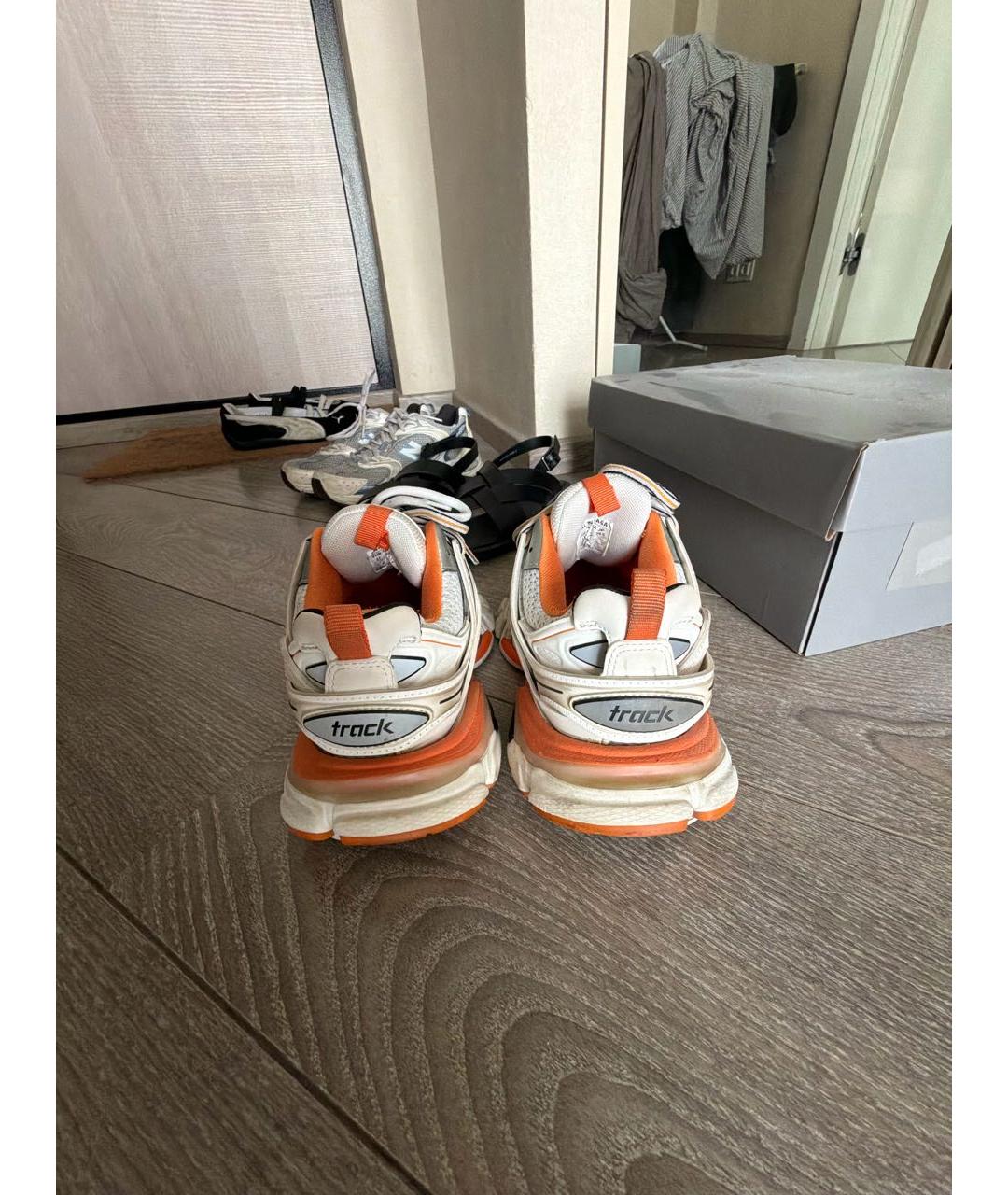 BALENCIAGA Белые кожаные кроссовки, фото 4
