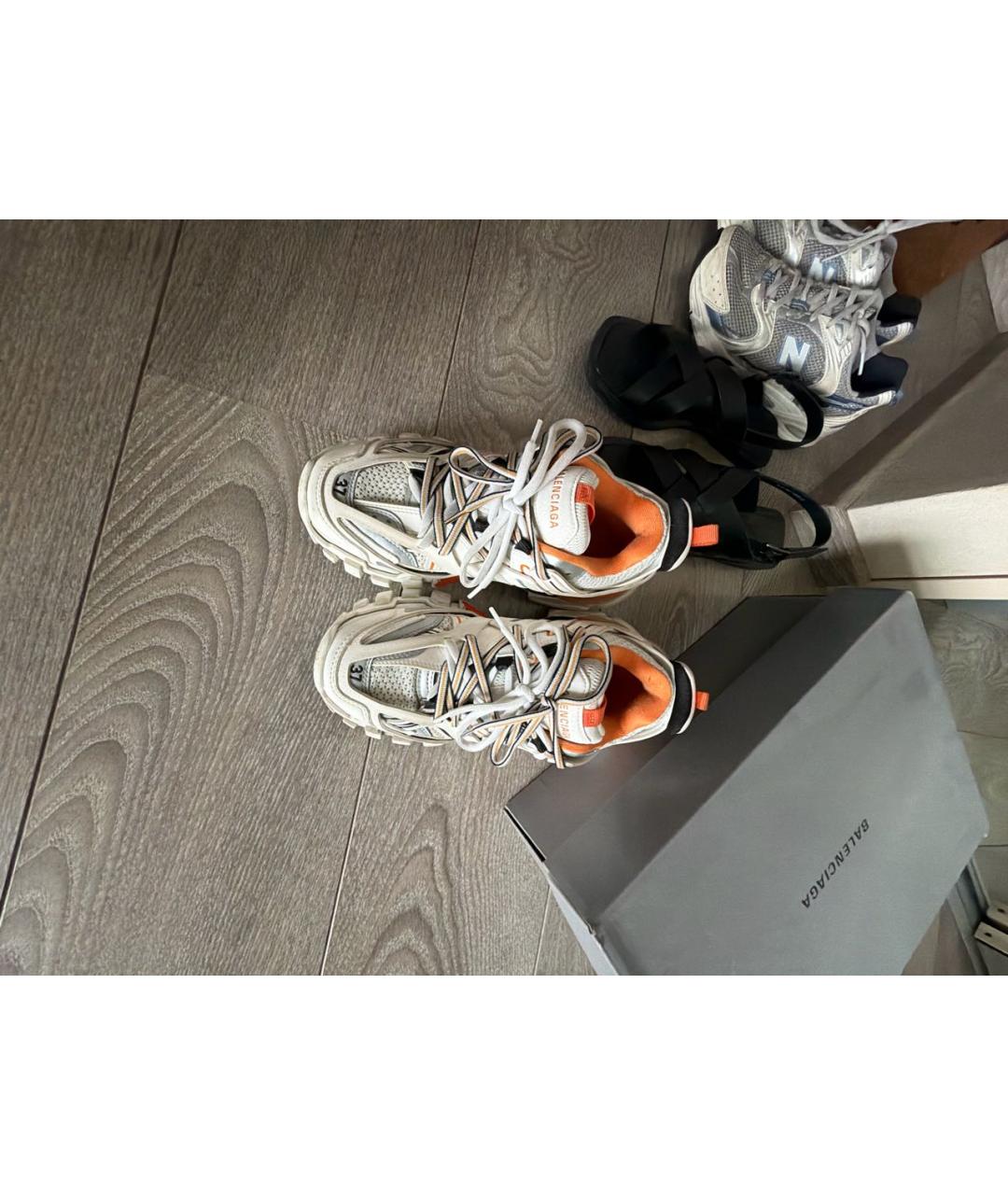 BALENCIAGA Белые кожаные кроссовки, фото 3