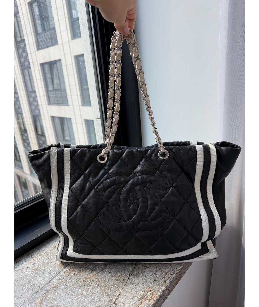 CHANEL Черная кожаная сумка тоут, фото 2