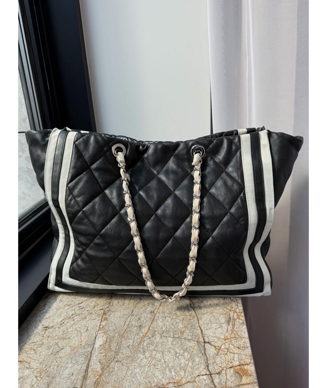 CHANEL Черная кожаная сумка тоут, фото 3