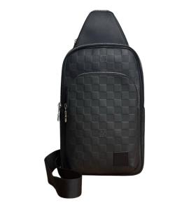 LOUIS VUITTON Сумка на плечо