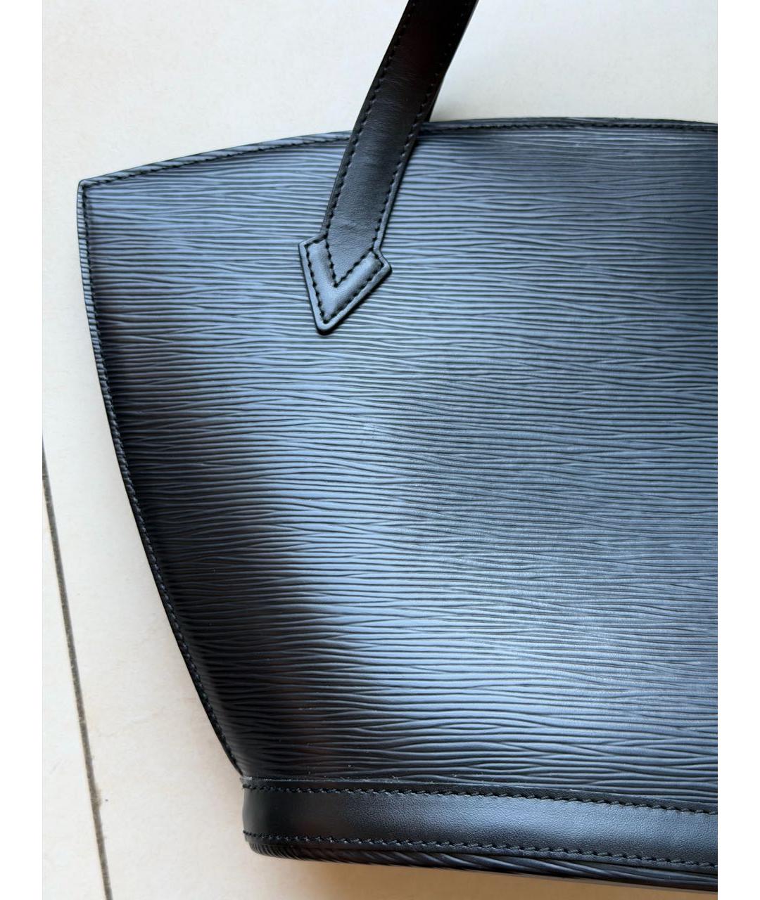 LOUIS VUITTON Черная кожаная сумка с короткими ручками, фото 3