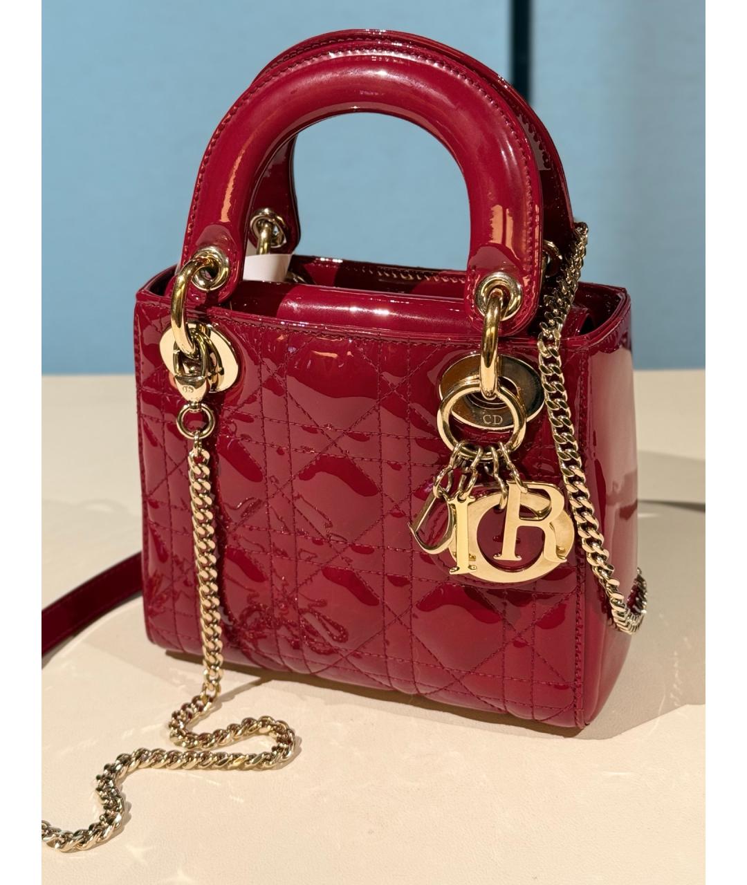 CHRISTIAN DIOR Красная сумка тоут из лакированной кожи, фото 2