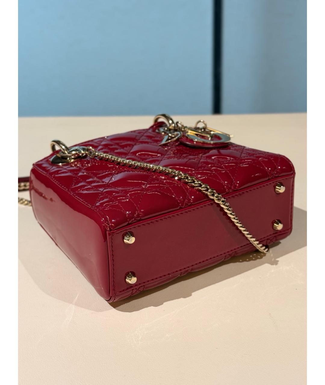 CHRISTIAN DIOR Красная сумка тоут из лакированной кожи, фото 8