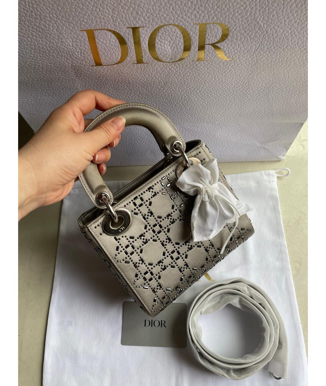 CHRISTIAN DIOR Серая шелковая сумка с короткими ручками, фото 2
