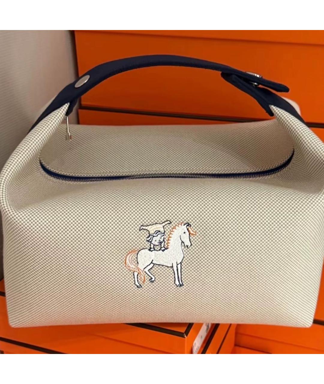 HERMES Бежевая сумка с короткими ручками из канвы, фото 4