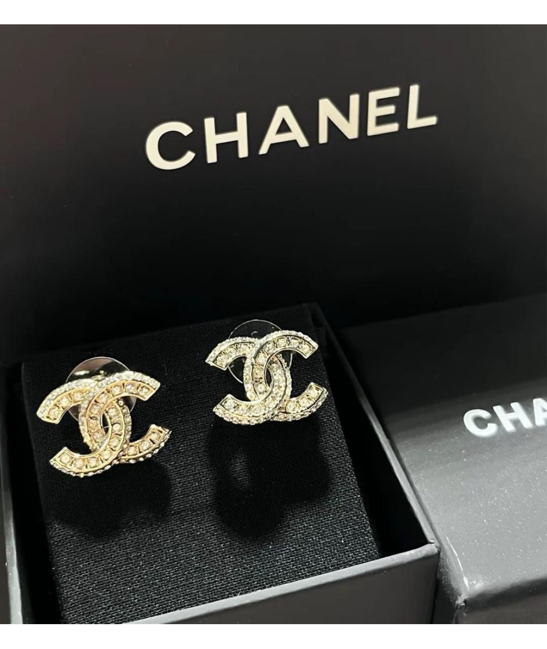 CHANEL Золотые металлические серьги, фото 3