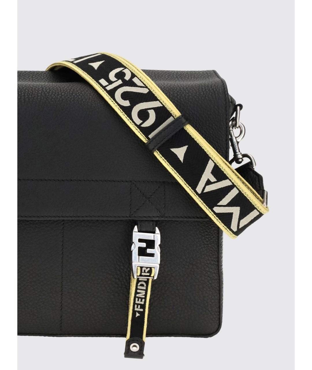 FENDI Черная кожаная сумка на плечо, фото 3