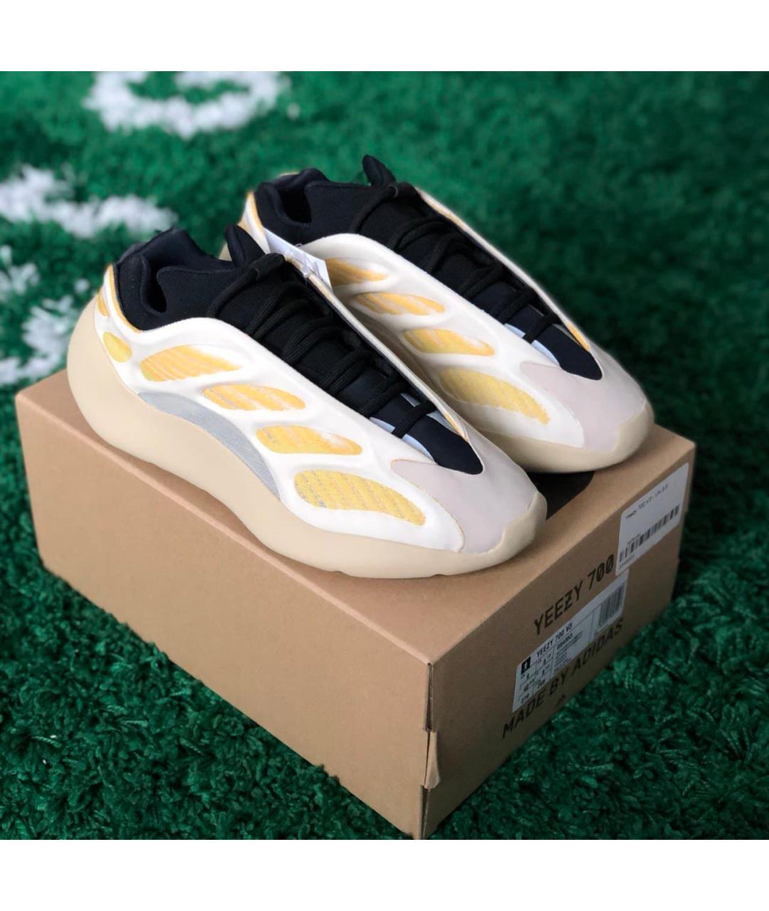 ADIDAS YEEZY Желтые низкие кроссовки / кеды, фото 4