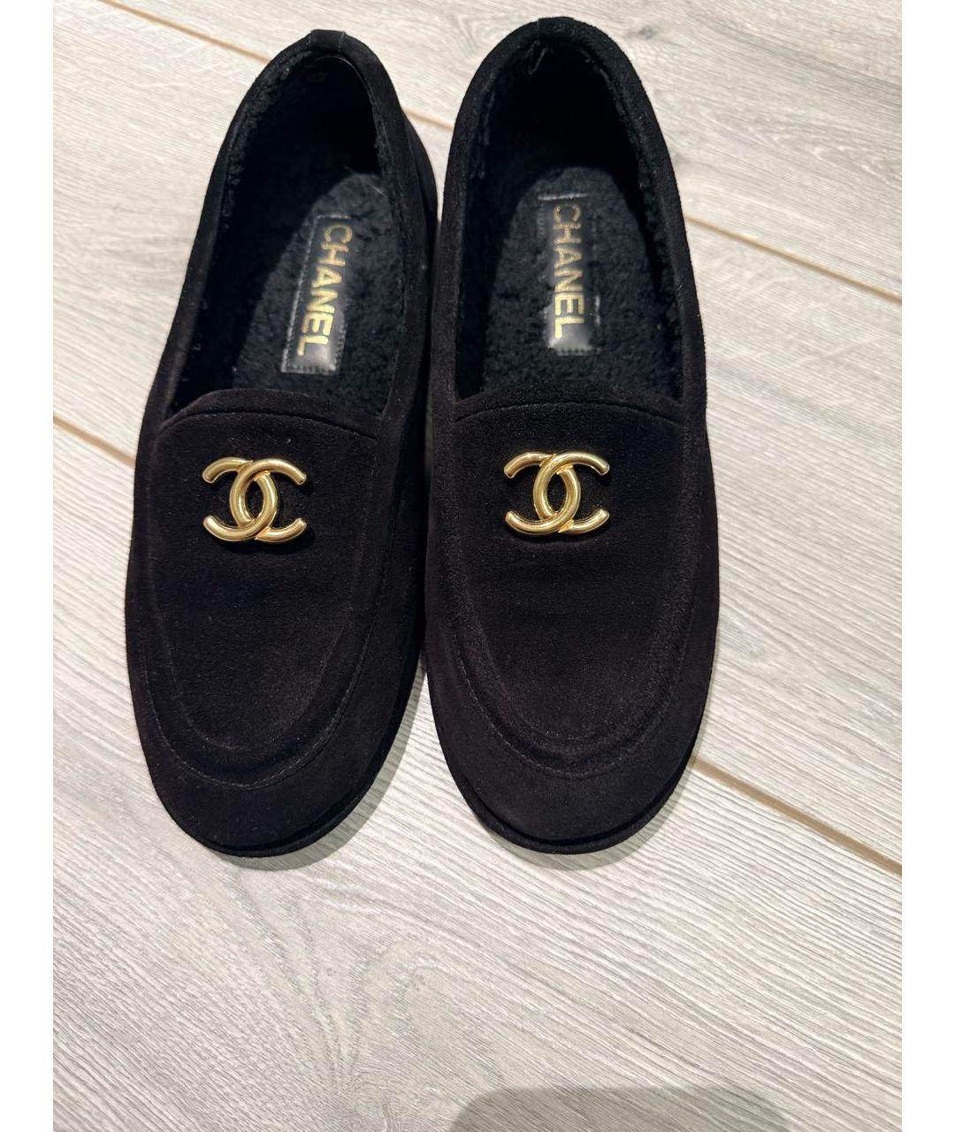 CHANEL Черные замшевые лоферы, фото 3
