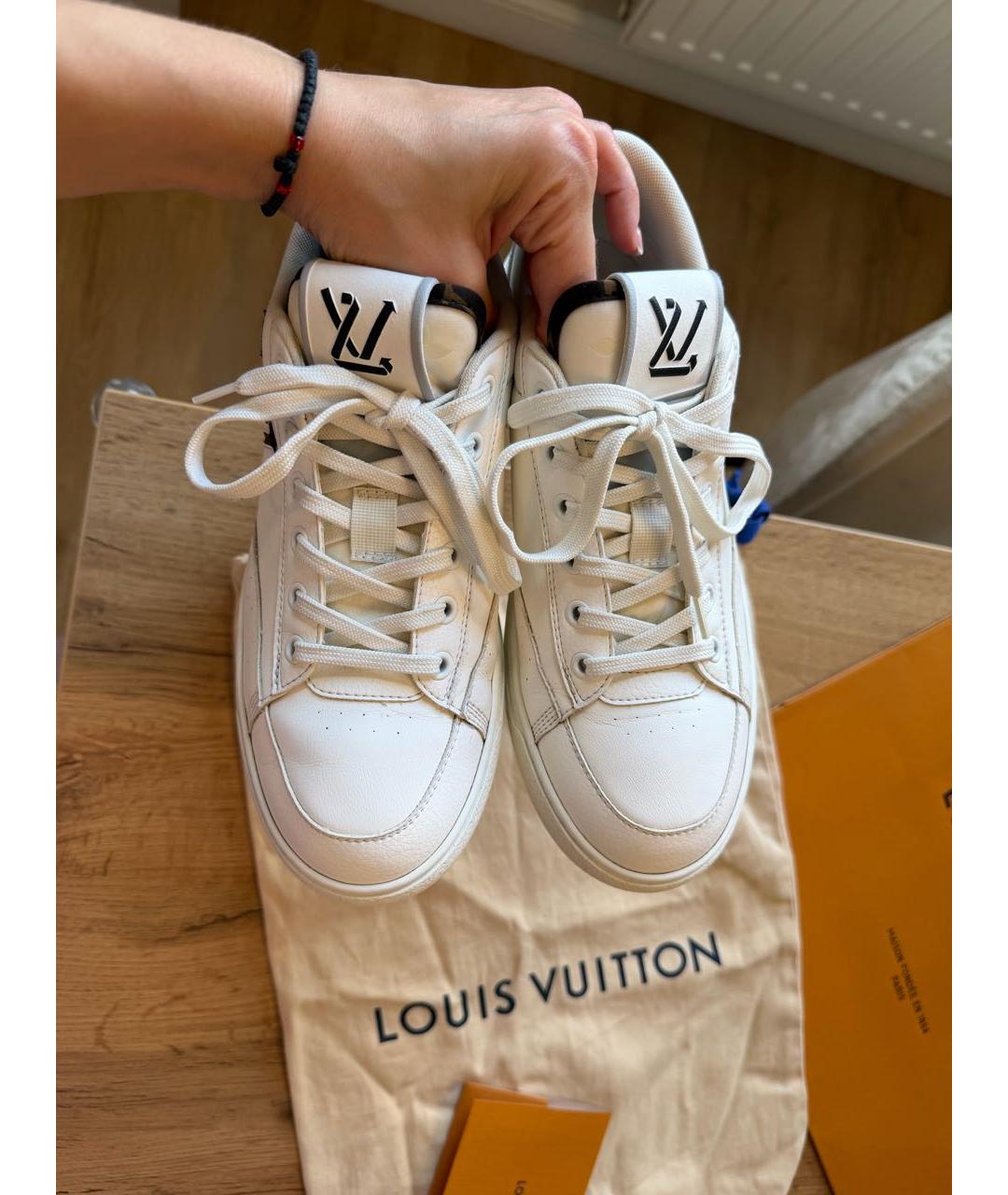 LOUIS VUITTON Белые кожаные кроссовки, фото 2