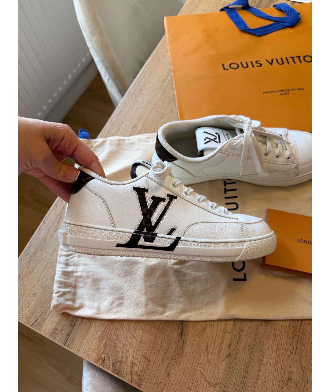 LOUIS VUITTON Белые кожаные кроссовки, фото 9