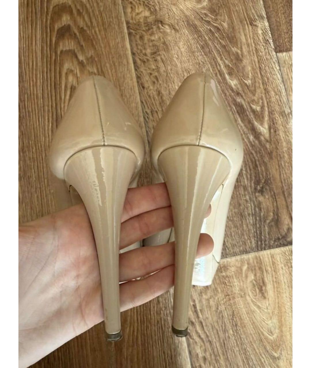 MIU MIU Бежевые туфли из лакированной кожи, фото 4