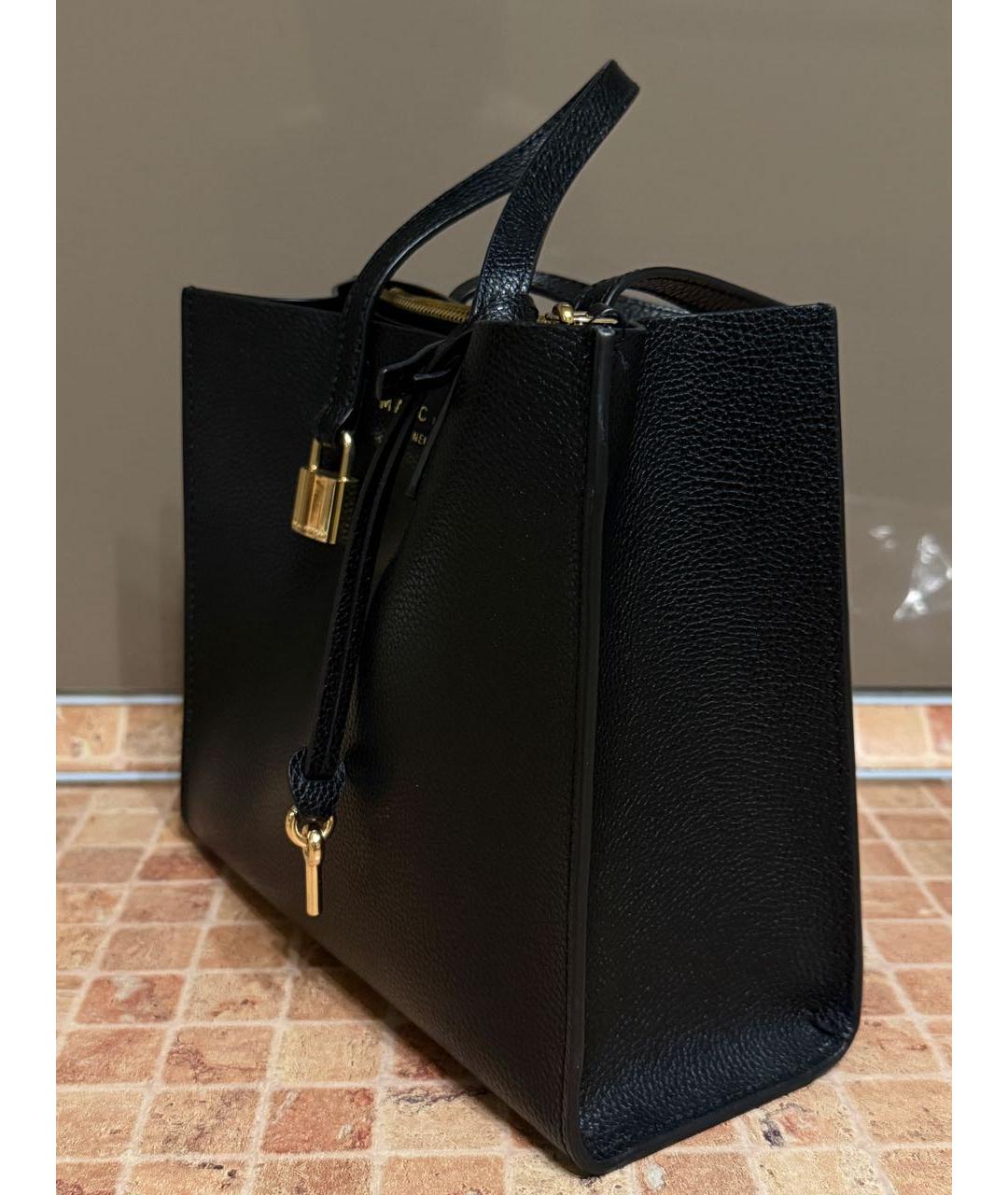 MARC JACOBS Черная кожаная сумка с короткими ручками, фото 2