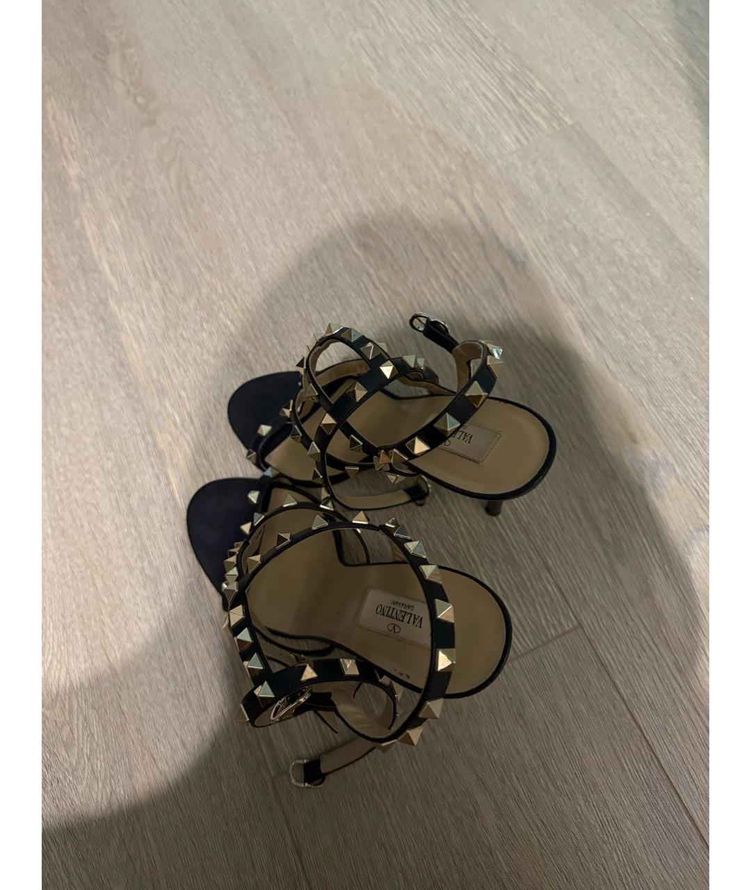 VALENTINO Черные кожаные босоножки, фото 2