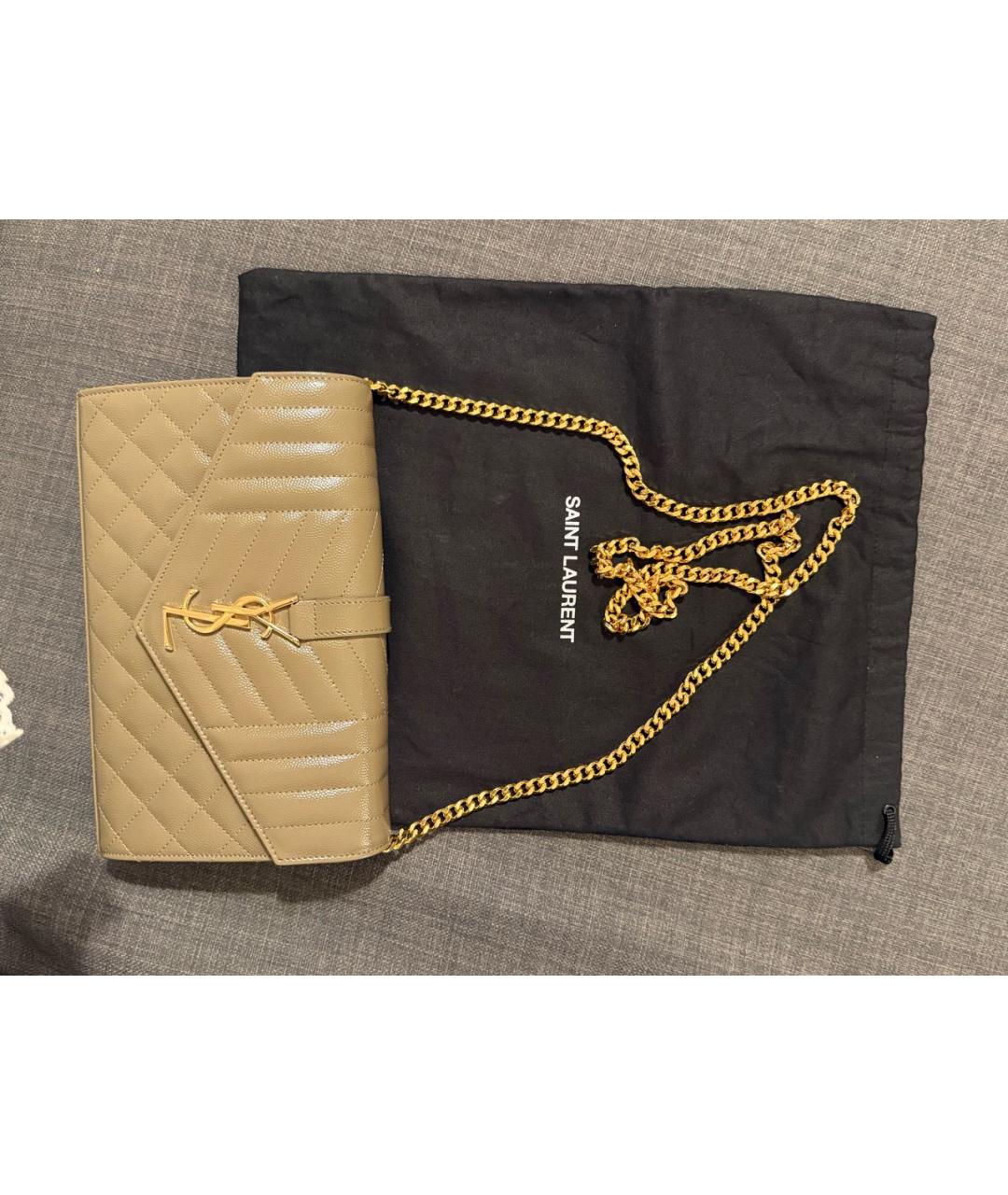 SAINT LAURENT Бежевая сумка через плечо из лакированной кожи, фото 8