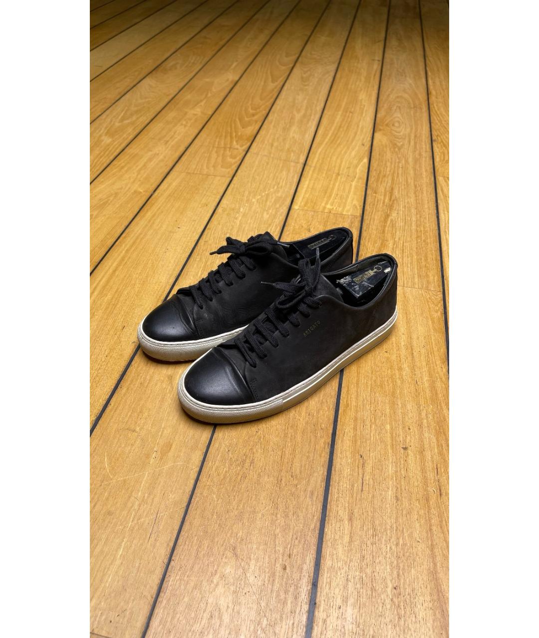 AXEL ARIGATO Черные нубуковые низкие кроссовки / кеды, фото 2