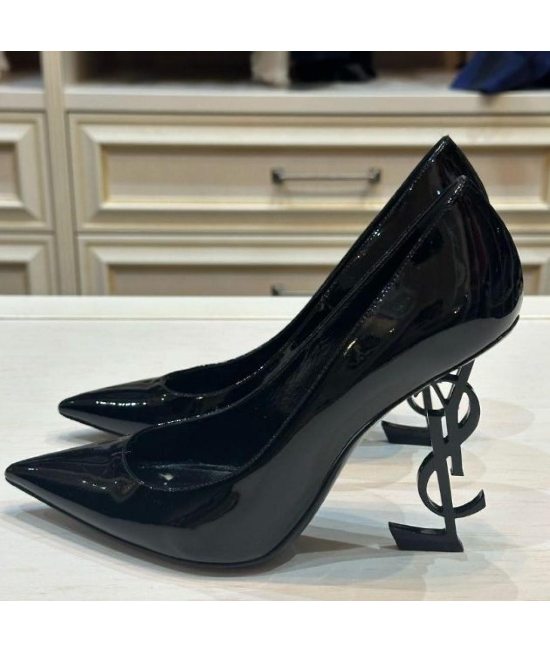 SAINT LAURENT Черные туфли из лакированной кожи, фото 3