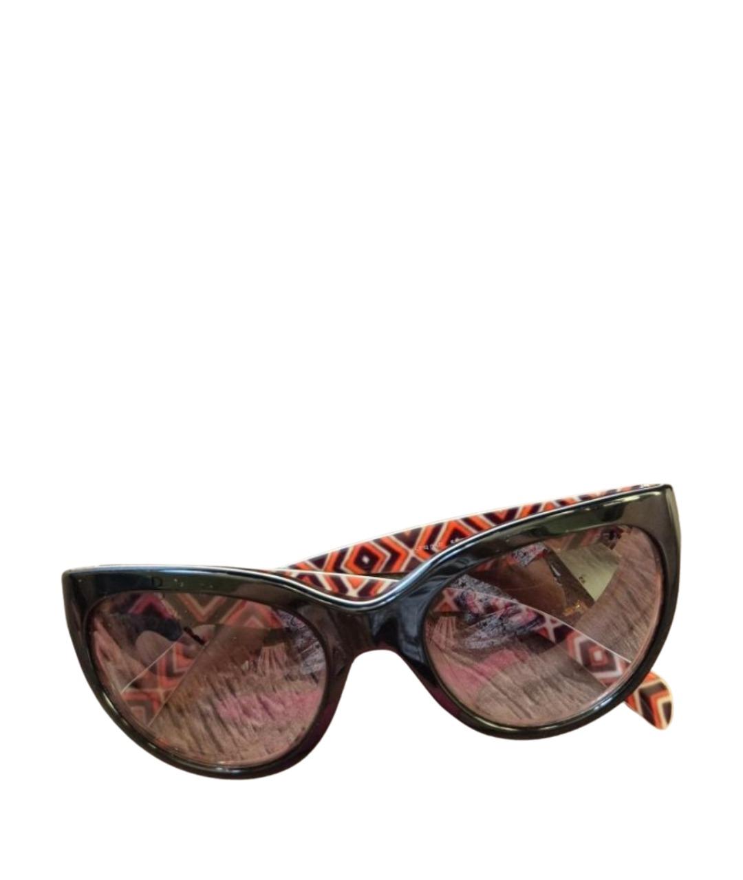 PRADA Черные пластиковые солнцезащитные очки, фото 1