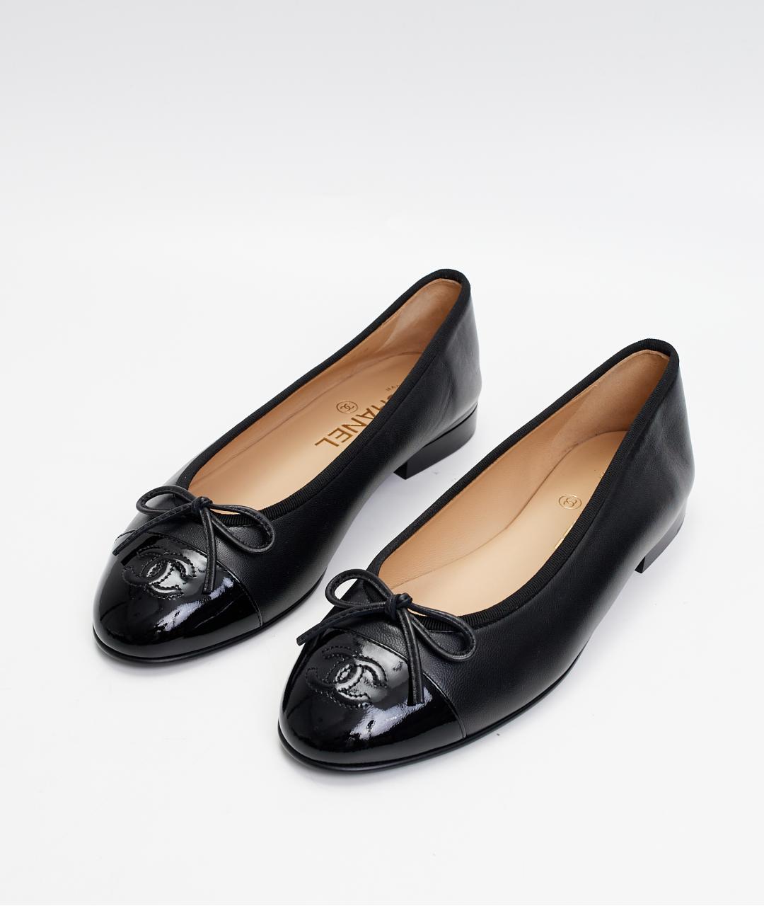 CHANEL Черные кожаные балетки, фото 2