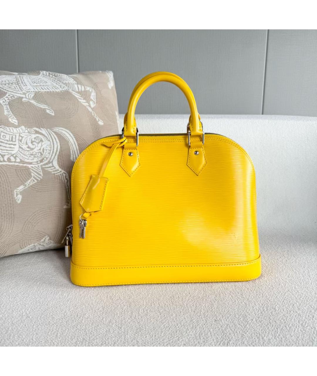 LOUIS VUITTON Желтая сумка через плечо, фото 3
