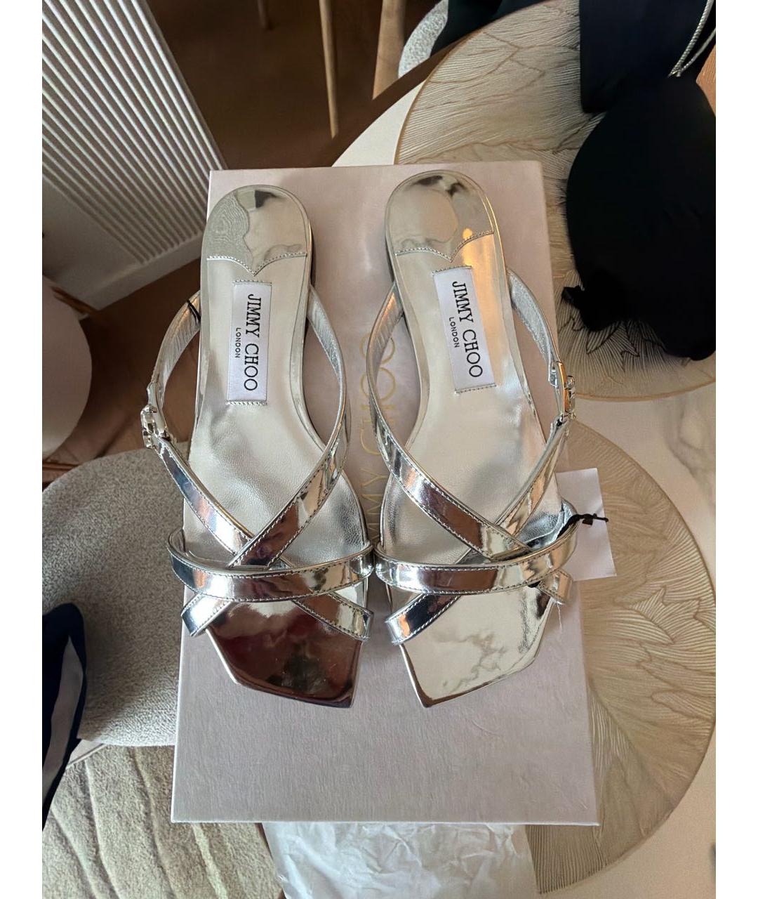 JIMMY CHOO Серебряные кожаные сандалии, фото 3