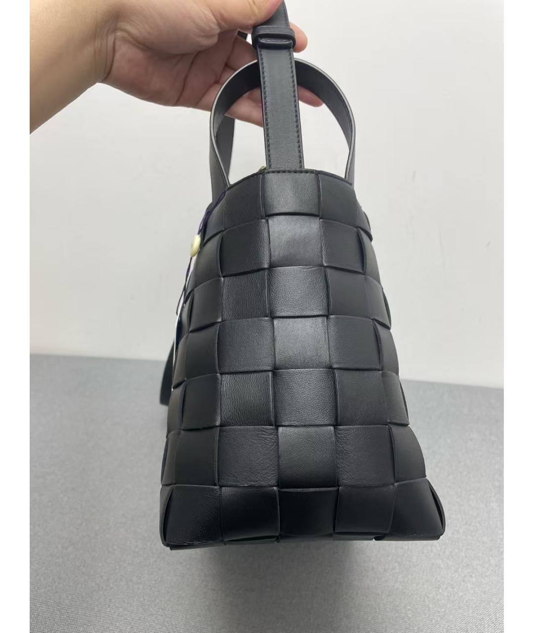 BOTTEGA VENETA Черная кожаная сумка через плечо, фото 4
