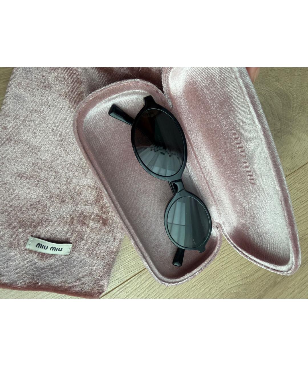 MIU MIU Черные пластиковые солнцезащитные очки, фото 2