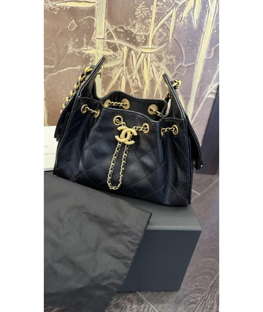 CHANEL Черная кожаная сумка с короткими ручками, фото 5