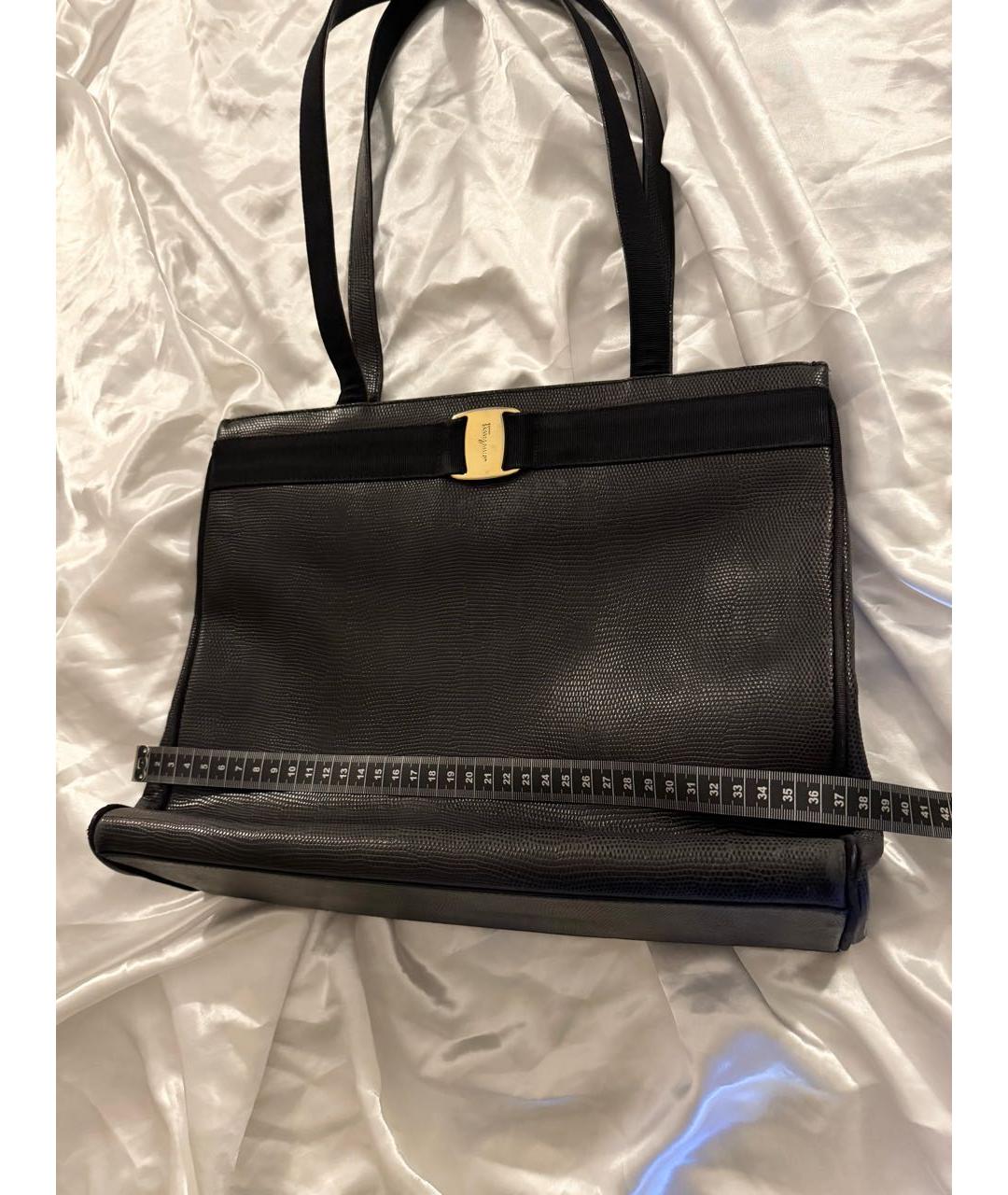 FERRAGAMO Черная кожаная сумка тоут, фото 5
