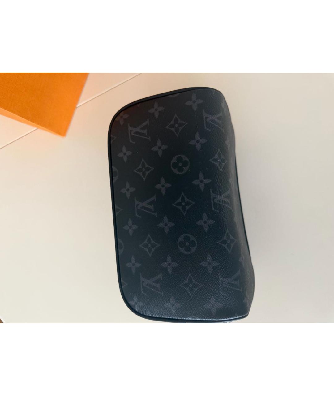 LOUIS VUITTON Черная косметичка из канвы, фото 4