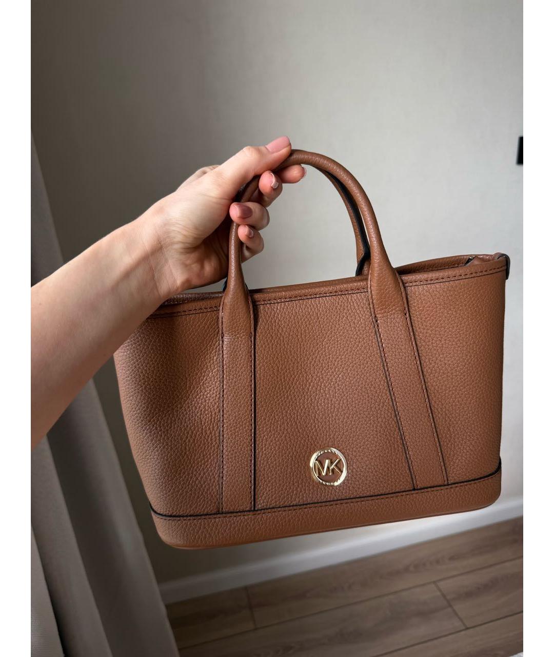 MICHAEL KORS Коричневая кожаная сумка с короткими ручками, фото 7