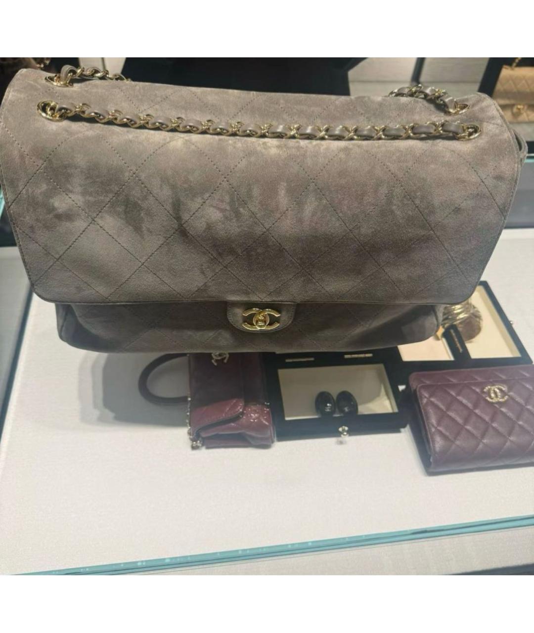 CHANEL Серая замшевая сумка через плечо, фото 4