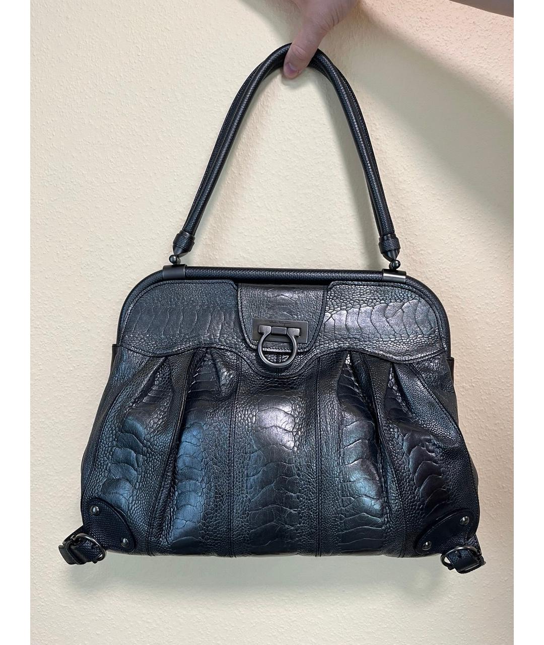 FERRAGAMO Серая сумка через плечо из кожи страуса, фото 5