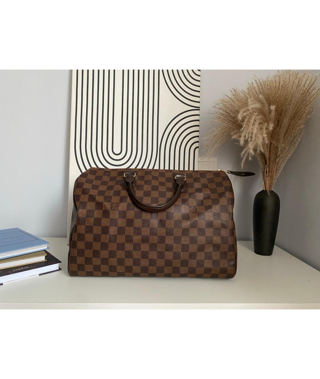 LOUIS VUITTON Коричневая сумка с короткими ручками из канвы, фото 6