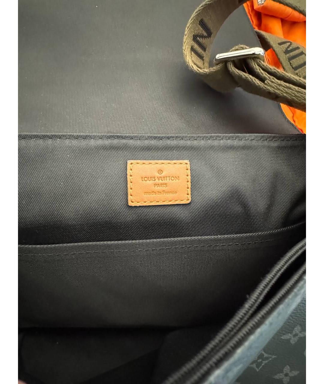 LOUIS VUITTON Антрацитовая барсетка из канвы, фото 4