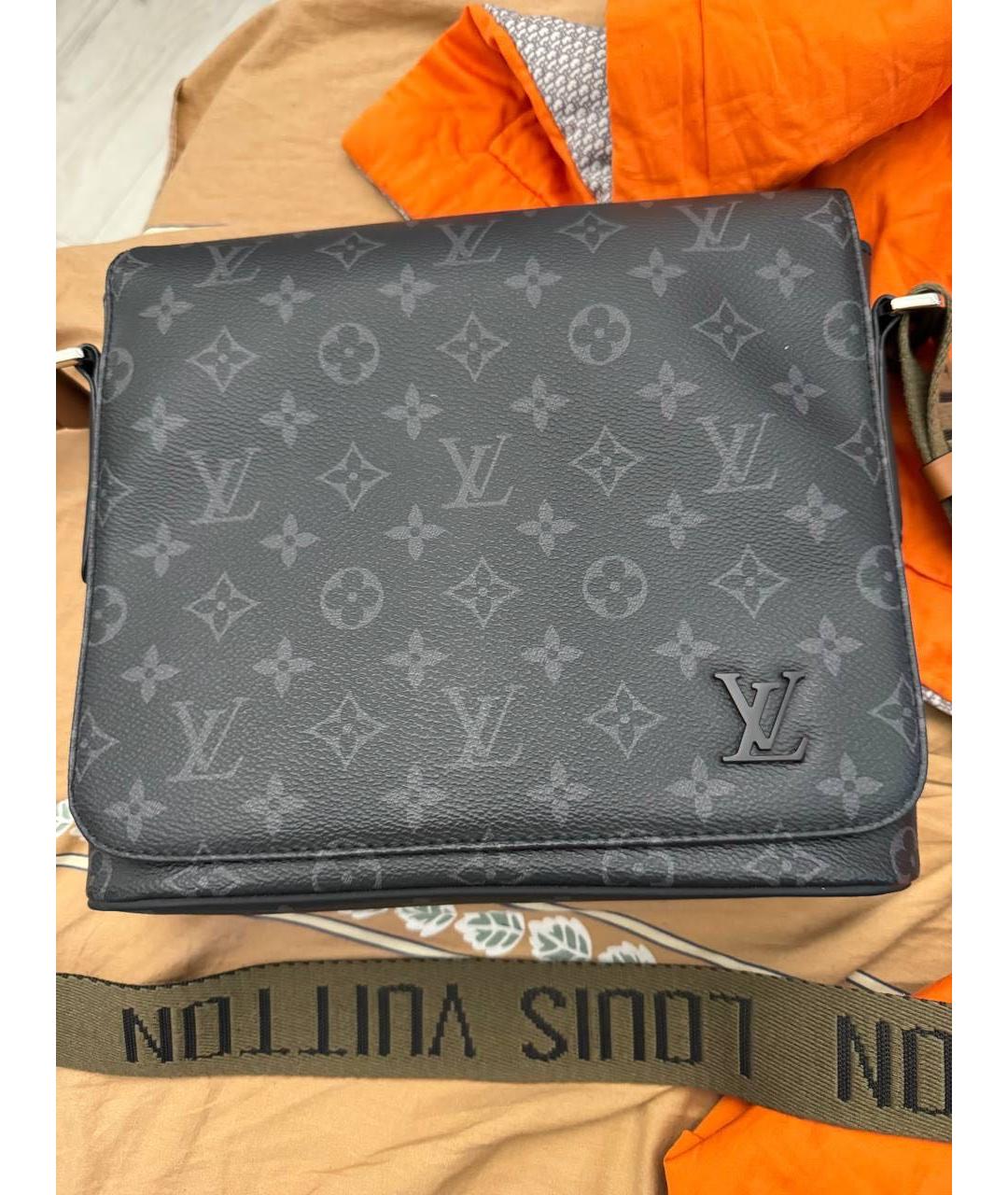 LOUIS VUITTON Антрацитовая барсетка из канвы, фото 5