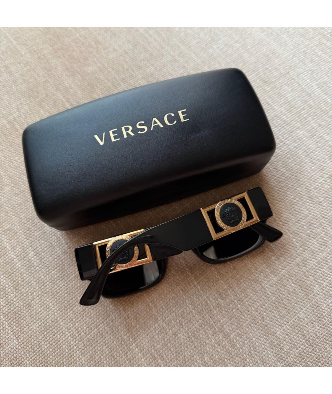 VERSACE Черные пластиковые солнцезащитные очки, фото 2