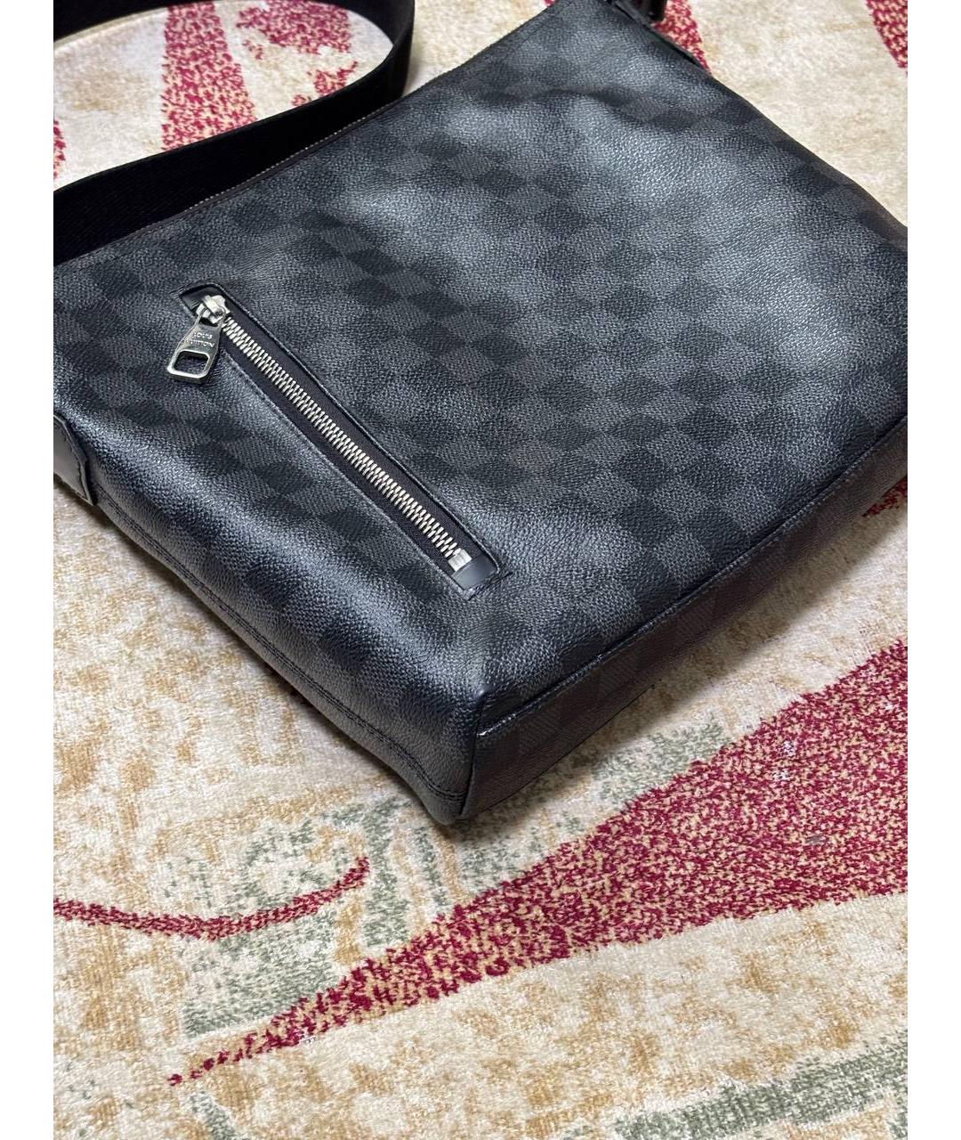 LOUIS VUITTON Черная кожаная сумка на плечо, фото 3