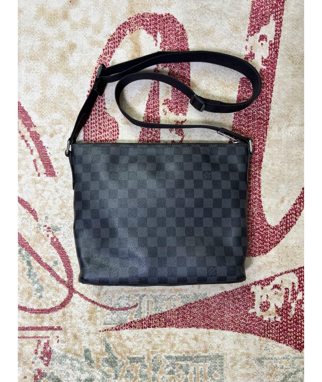 LOUIS VUITTON Черная кожаная сумка на плечо, фото 8