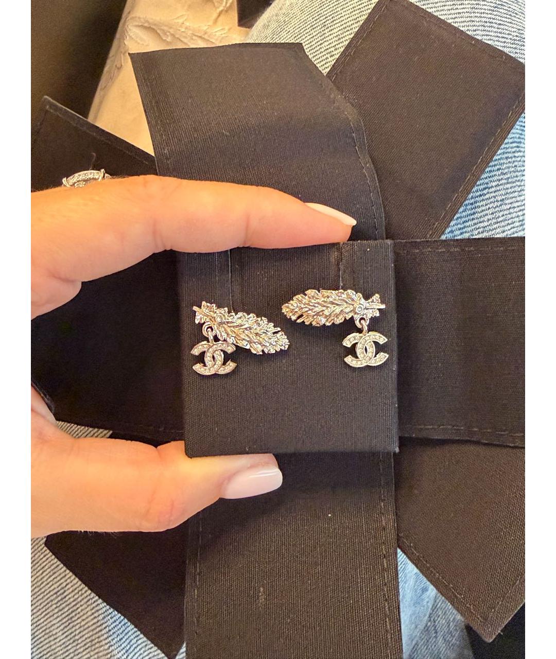 CHANEL Серебряные металлические серьги, фото 3