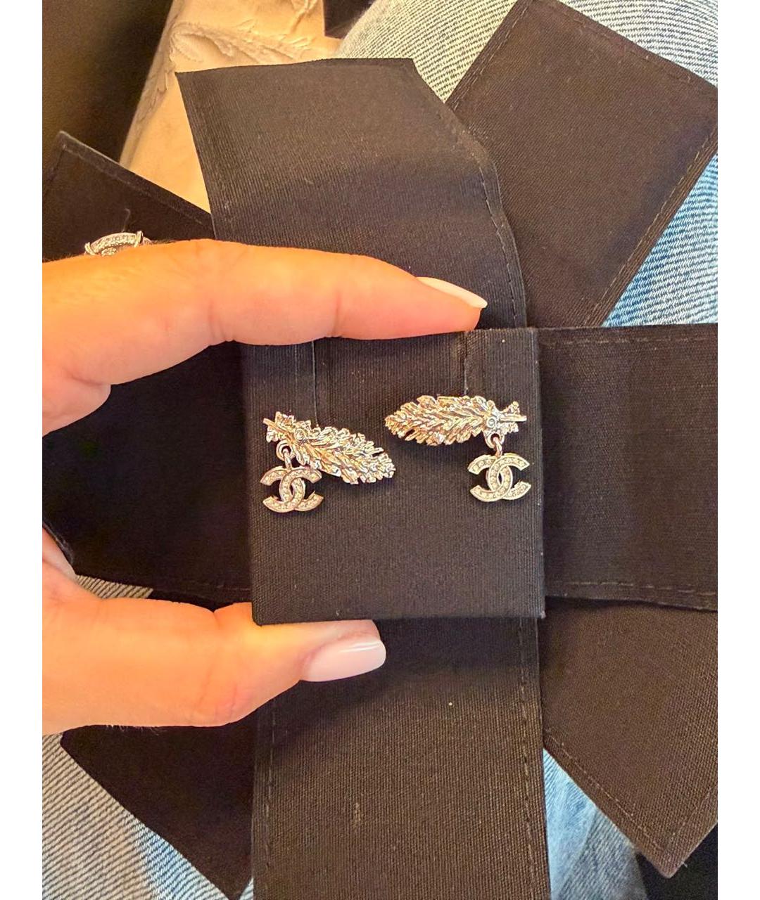CHANEL Серебряные металлические серьги, фото 2